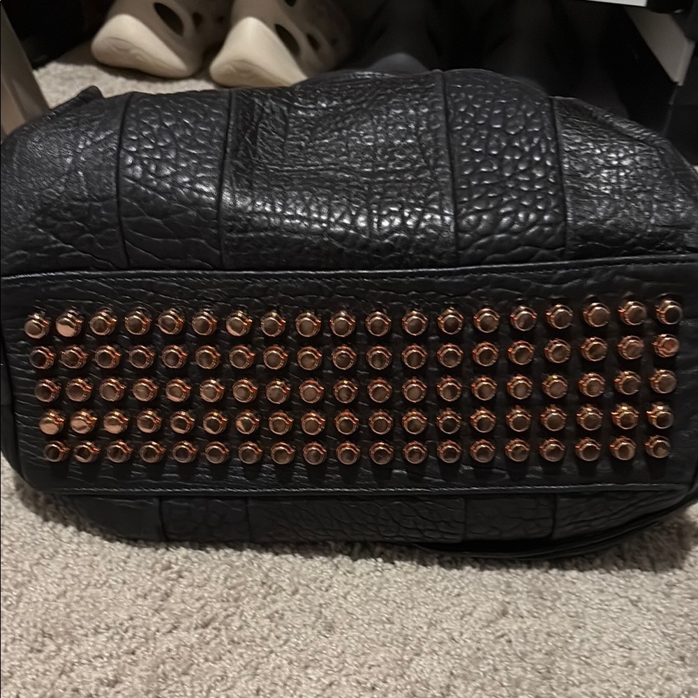 Alexander Wang Elegant Black Leather Handbag - Picture 2 of 4